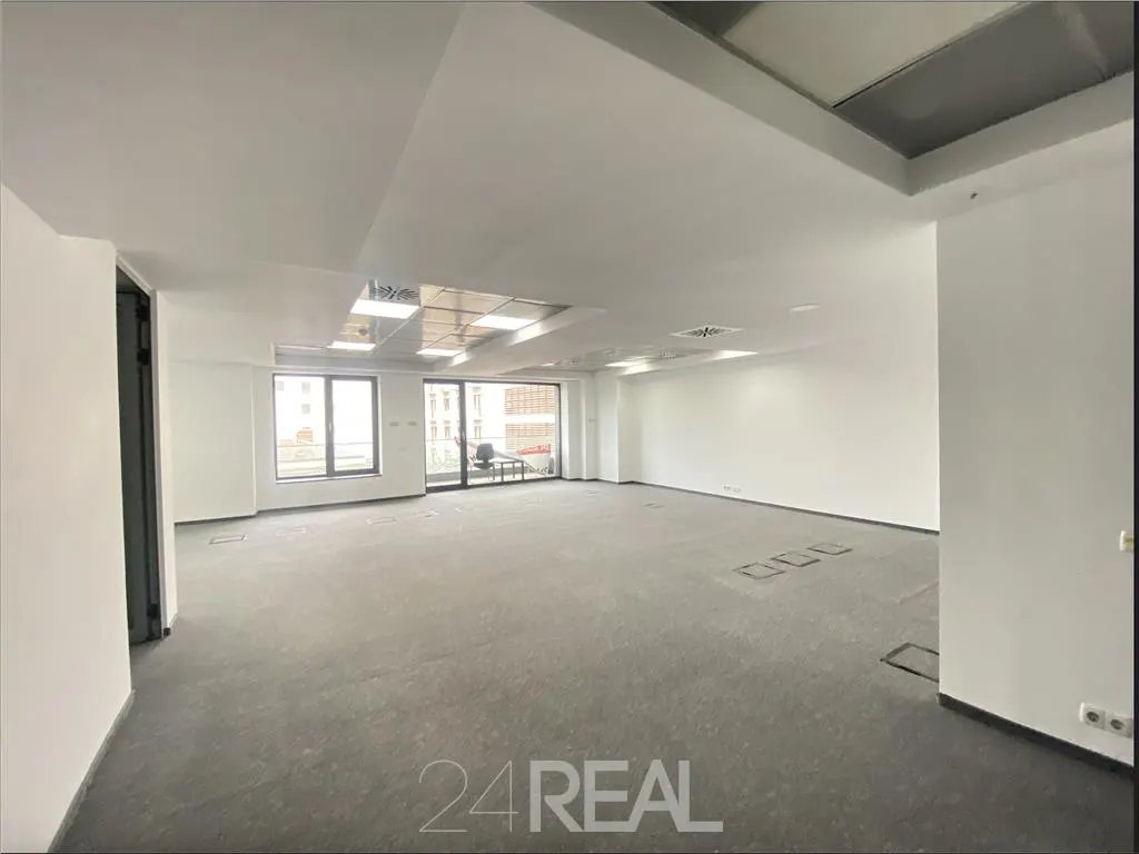 Spatiu de birou, de vanzare - 400 mp construiti - foto 6