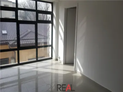 Inchiriere spatiu birouri Piata Muncii 50 mp - foto 10