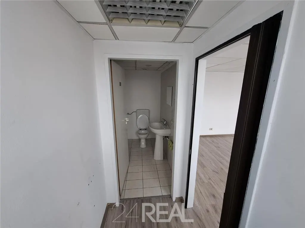 Inchiriere spatiu Dr Felix Piata Victoriei - foto 3