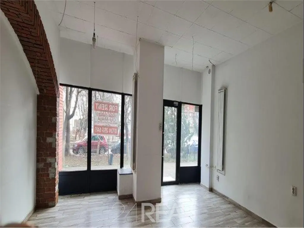 Vanzare spatiu comercial 68 mp - foto 3