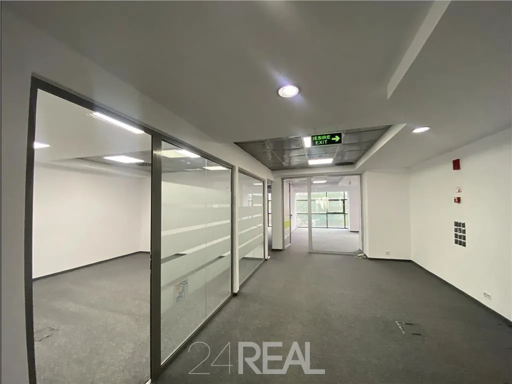 Spatiu pentru birouri 335 mp cu piscina si sala de fitness - foto 5