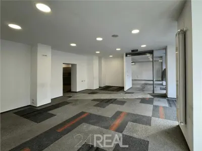 Inchiriere spatiu comercial stradal - foto 2