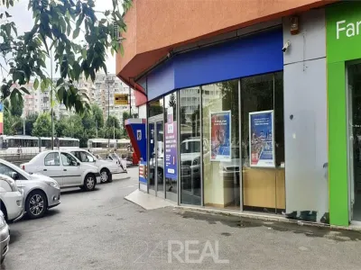 Inchiriere spatiu comercial stradal si trafic pietonal mare - foto 2