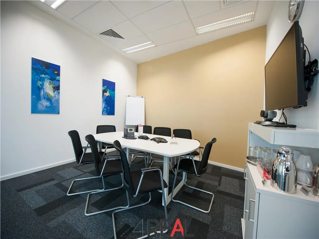 Birouri de inchiriat - servicii incluse - aproape de Marriott - foto 12