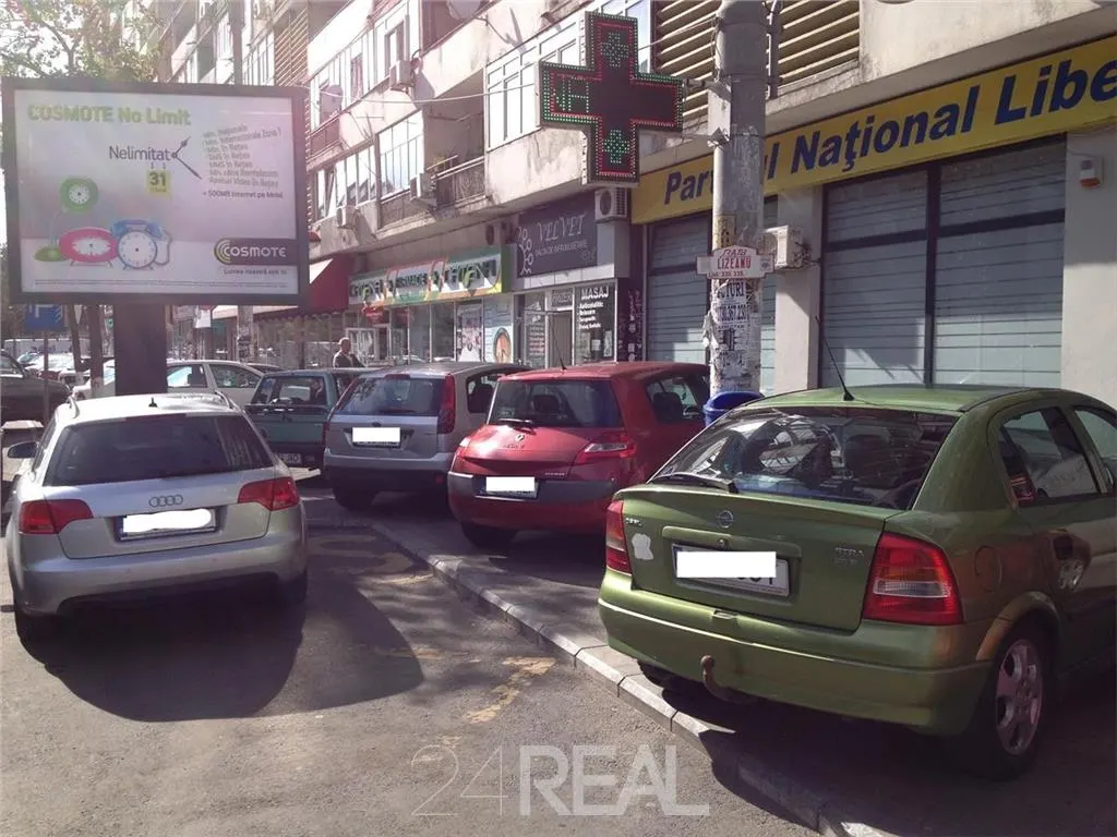 Vanzare spatiu comercial in zona intens circulata - foto 3