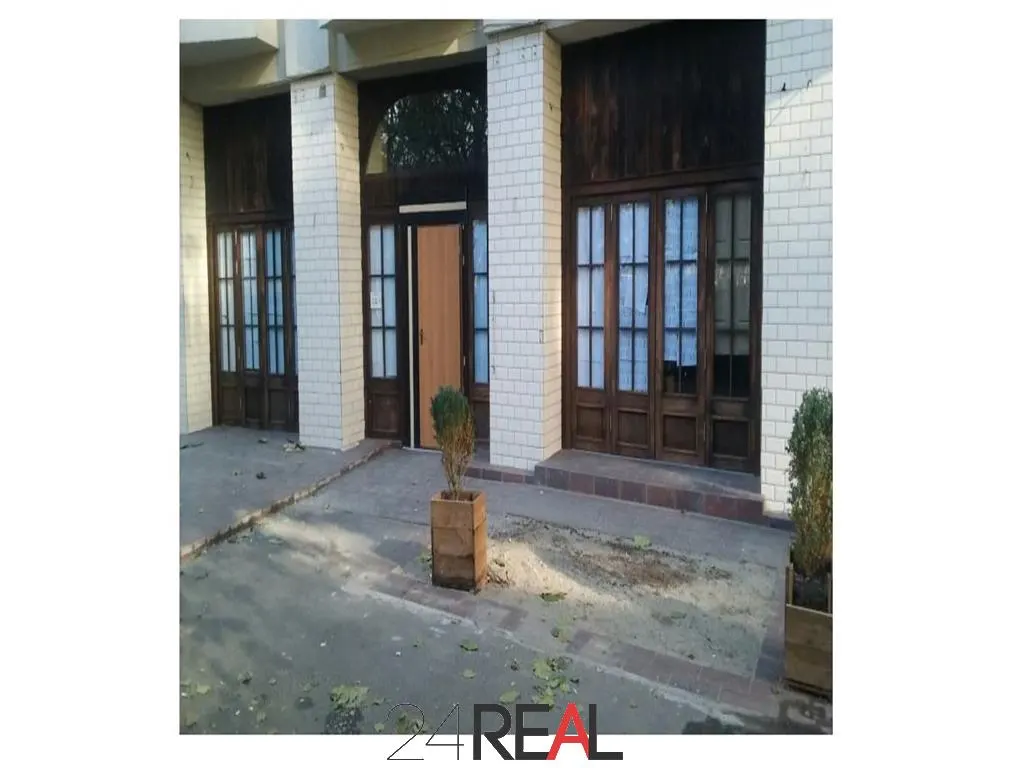 Spatiu comercial stradal - pretabil magazin / showroom - foto 1