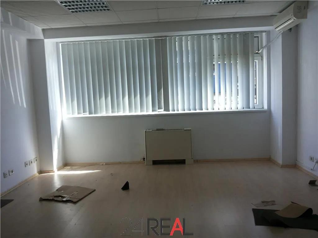 Vanzare spatii birouri - 230 mpc - pret/etaj - foto 11