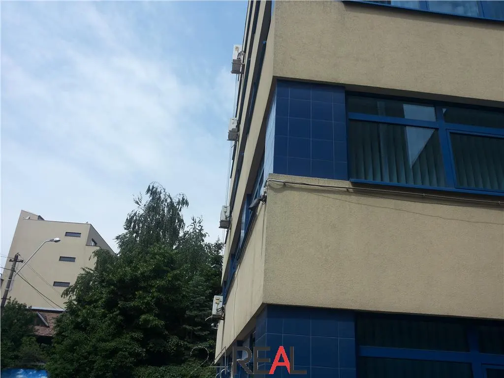 Vanzare spatii birouri - 230 mpc - pret/etaj - foto 16
