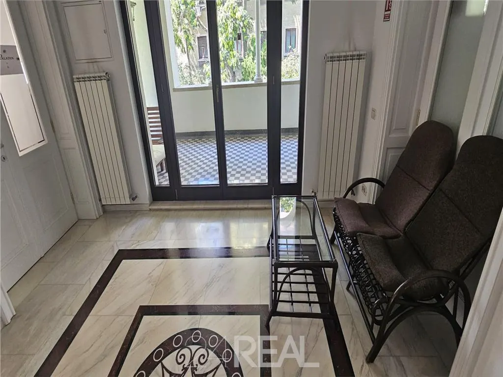 Vila clasica renovata - de inchiriat pentru birouri - foto 2