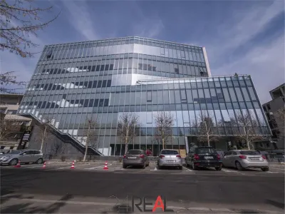 Birou inchiriat in Herastrau Office Building - 363 mp - Bucuresti