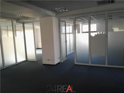 Spatii de birouri de vanzare 265 mp si 2 locuri parcare - foto 6