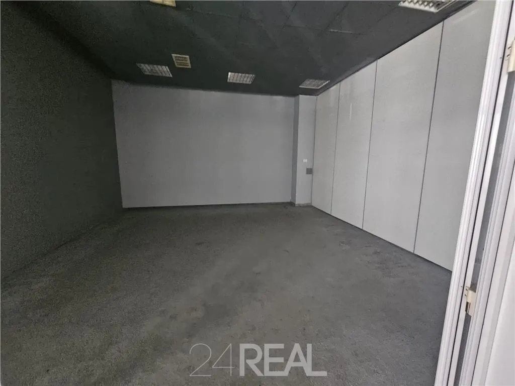 Inchiriere spatiu depozitare/showroom - foto 7