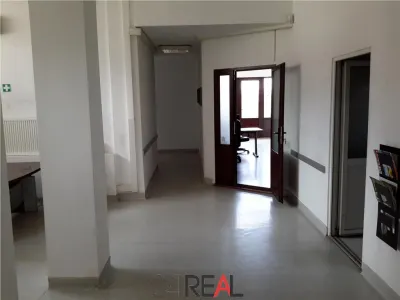 Imobil de vanzare - metrou Basarab - foto 4