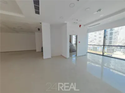 Spatiu comercial pretabil showroom/retail in Pipera - foto 4