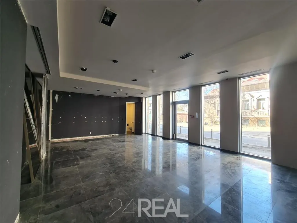 Spatiu comercial Ferdinand - loc parcare - 78 mp - utilitati incluse - foto 1