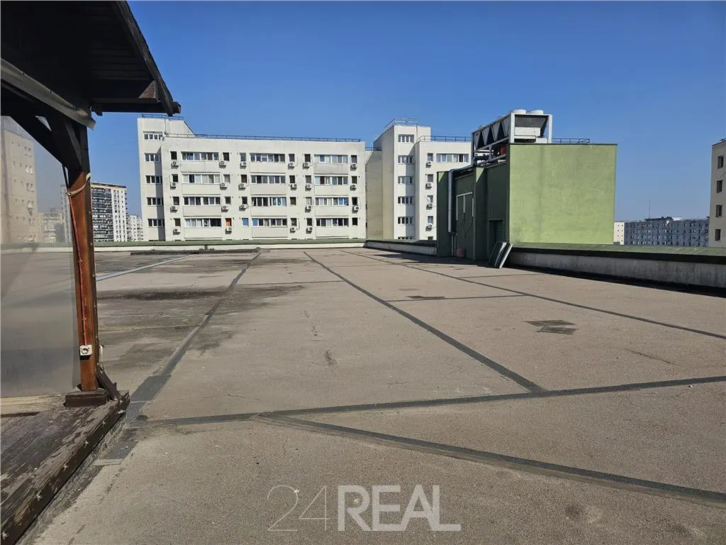 Vanzare cladire pe etaje - pretabil clinica, spital - foto 5