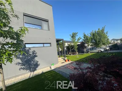 Vila moderna de vanzare - Mogosoaia, 194 mp, 300 mp teren - foto 2