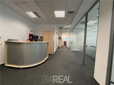 Subinchiriere spatiu birou - Multigalaxy II Office Building - 521 mp - foto 4