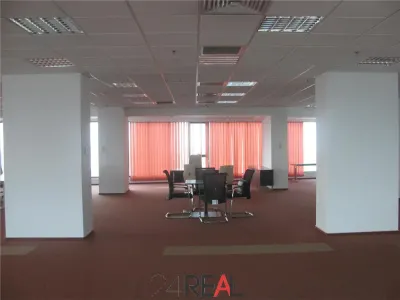 Vanzare cladire birouri zona Pipera Tunari - foto 21