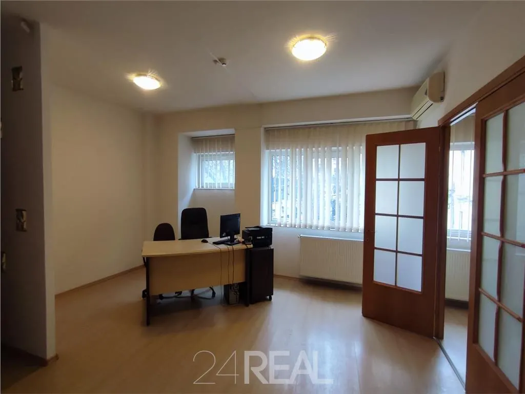 Spatiu birou de inchiriat - zona ultracentrala - foto 2