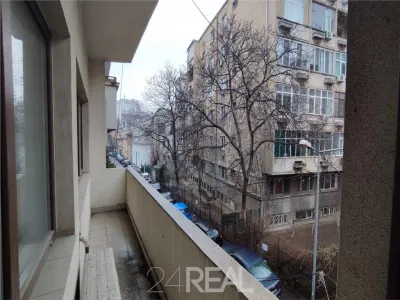 Spatiu birou de inchiriat - zona ultracentrala - foto 8