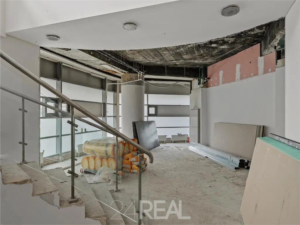 Spatii comerciale de inchiriat - de la 62 mp - foto 12
