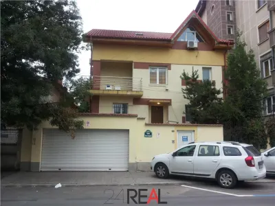 Vanzare vila pentru birouri - foto 2