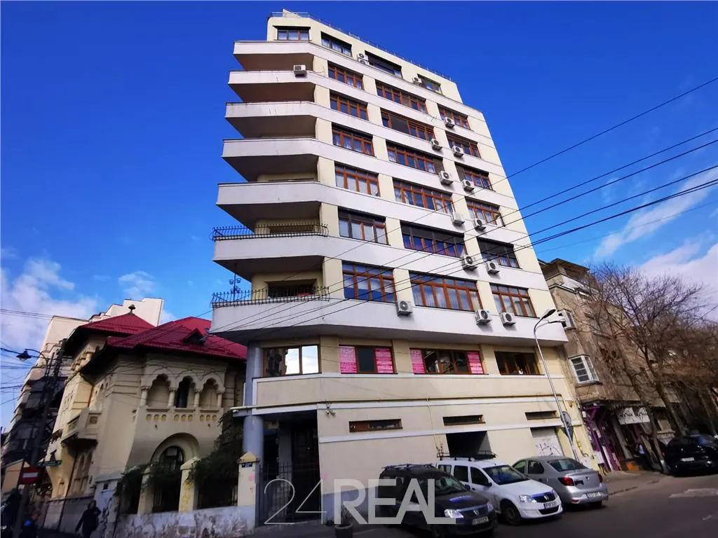 Inchiriere apartament si terasa, in strada Toamnei - foto 1