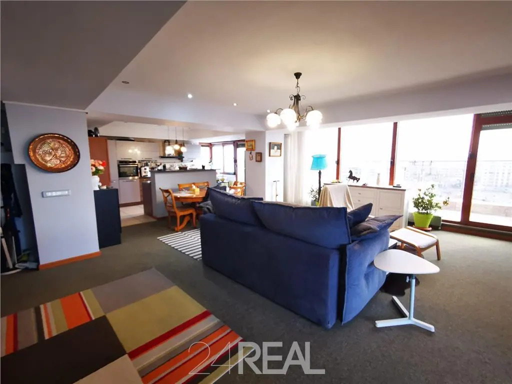 Inchiriere apartament si terasa, in strada Toamnei - foto 3