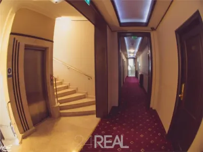 Hotel de vanzare in Predeal potrivit pentru investitie - foto 13