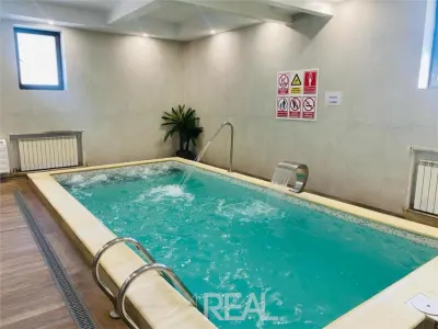 Hotel de vanzare in Predeal potrivit pentru investitie - foto 18