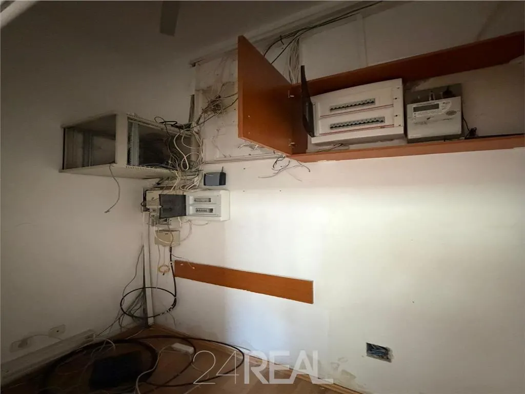 Inchiriere spatiu comercial zona Unirii - foto 11