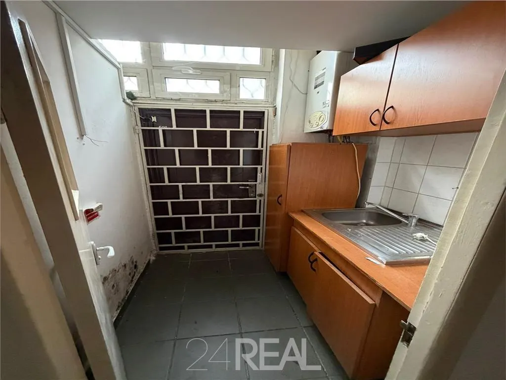 Inchiriere spatiu comercial zona Unirii - foto 15