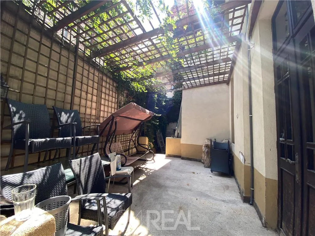 Vila brancoveneasca pretabila: birouri, clinica, ceainarie - foto 18
