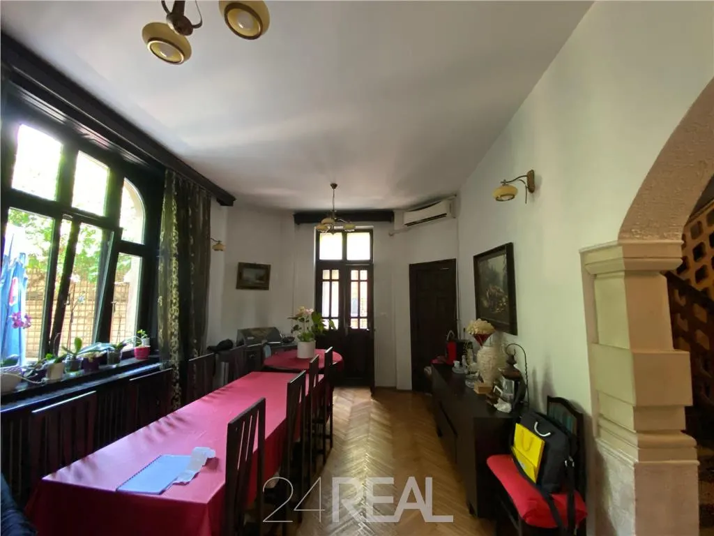 Vila brancoveneasca pretabila: birouri, clinica, ceainarie - foto 6