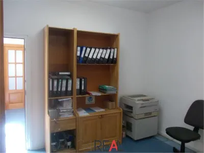 Vanzare Vila pentru birouri - foto 5