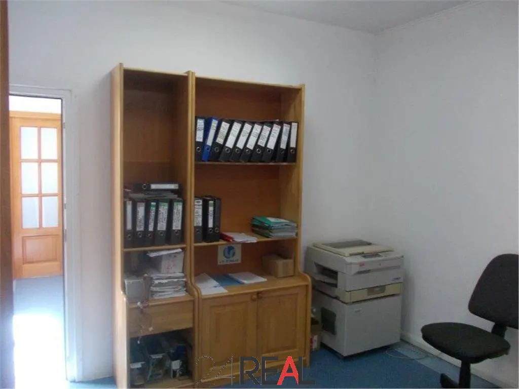 Vanzare Vila pentru birouri - foto 5