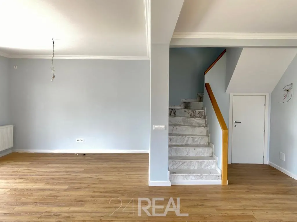 Vila tip duplex de vanzare in Otopeni - zona Matei Basarab - foto 5