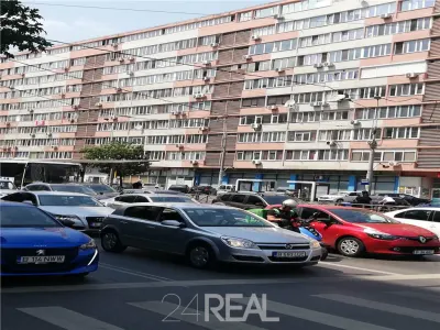 De vanzare spatiu comercial in zona intens circulata - foto 6