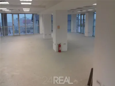 Spatiu birou de inchiriat de la 240 mp - foto 3