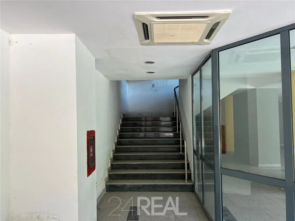 Spatiu multifunctionale - clinica, comercial, showroom, birouri - foto 5