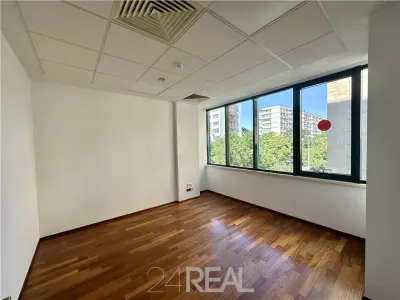 Cladire de birouri de vanzare - zona ultracentrala - foto 10