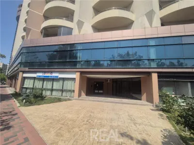 Vanzare Spatii - clinica, comercial, showroom, birouri - foto 12