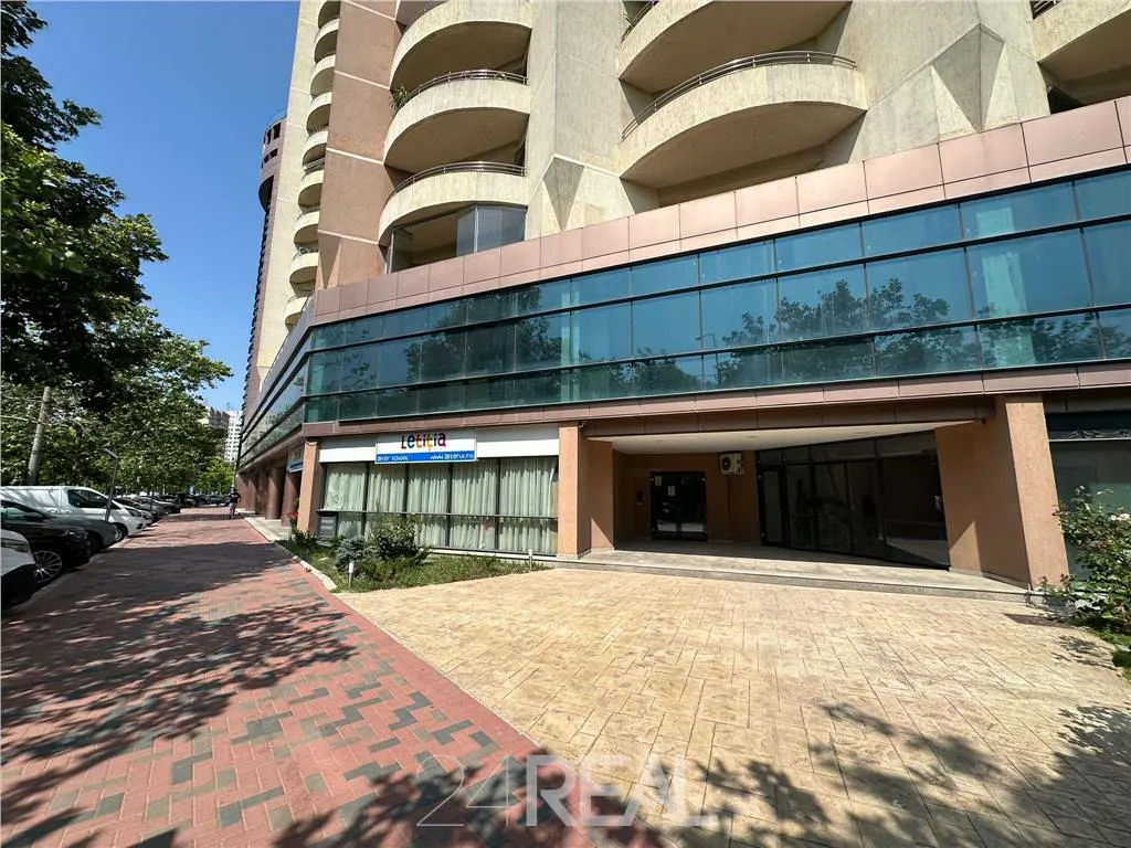 Vanzare Spatii - clinica, comercial, showroom, birouri - foto 20
