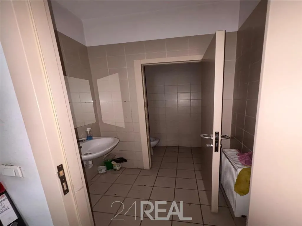 Inchiriere spatiu comercial zona Decebal - foto 7