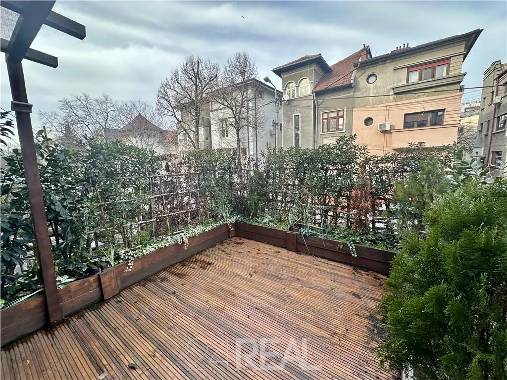 Vila 8 Camere Dorobanti - Potential Business, Airbnb sau Rezidential - foto 17