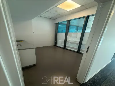 Spatiu comercial disponibil 310 mp - Baneasa - foto 4