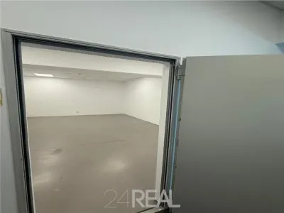 Spatiu comercial disponibil 310 mp - Baneasa - foto 5