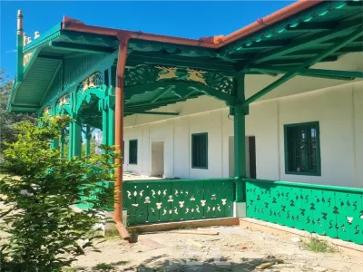 Conacul Poiana - Bihor - renovat - de vanzare - foto 4