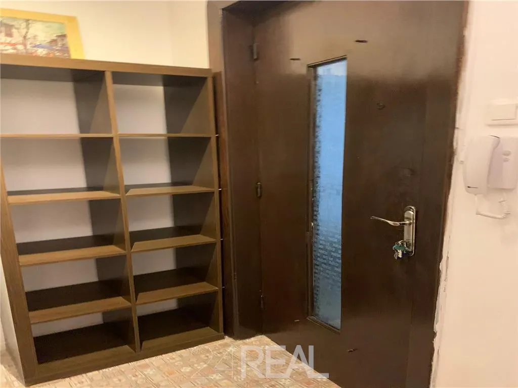 Inchiriere apartament 3 camere zona centrala - foto 13